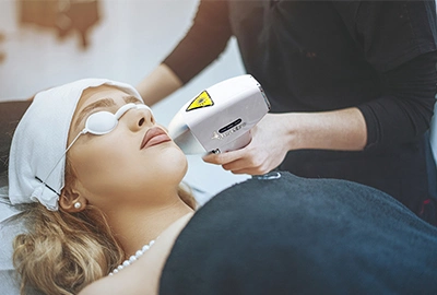 Dflaser Medical CE 2023 Neuer Diodo-Laser 808 nm Diodenlaser-Haarentfernungsgerät Preis Diodenlaser-Haarentfernung